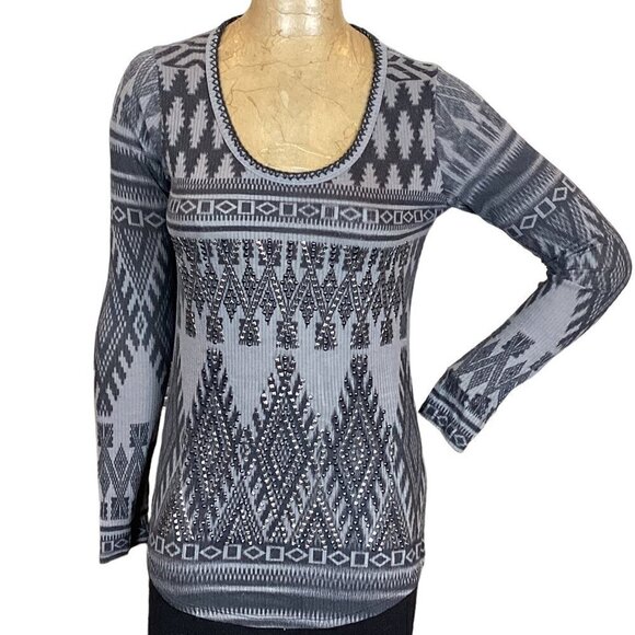 VOCAL Beaded/Studded Embroidered Rib Knit Top Sz M Gray Black 277J - Picture 1 of 8